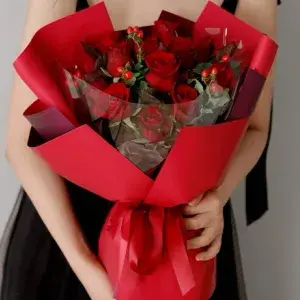 L20 blissful 9red roses